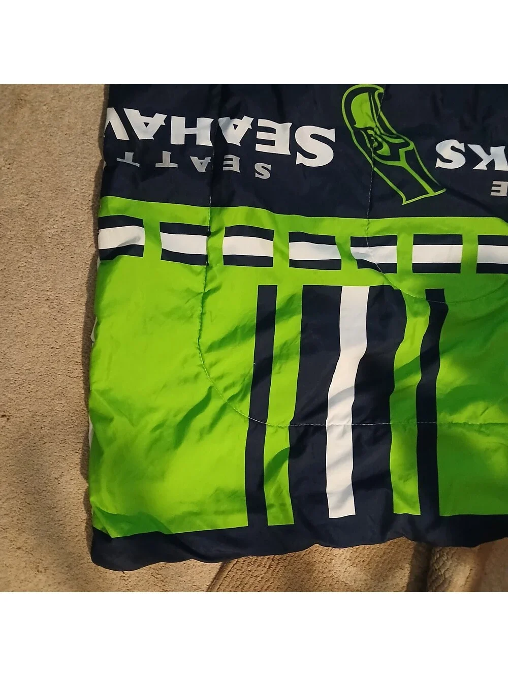 NFL Seattle Seahawks Reversible Comforter Green Navy White Bedding Twin